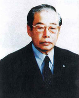 第四代理事長 桑原慶人