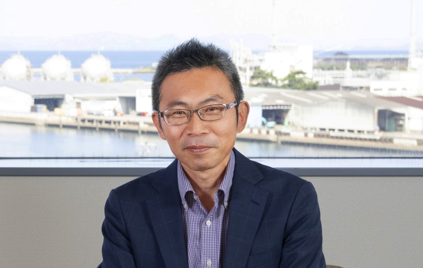 執行役員　人事部担当　川上武寛